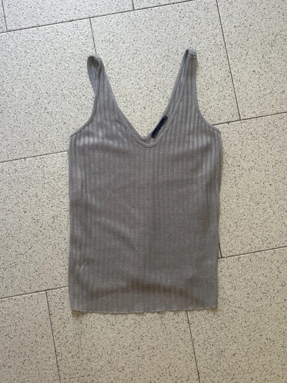 Zara Ribbed V-Neck Tank Top - Light Gray